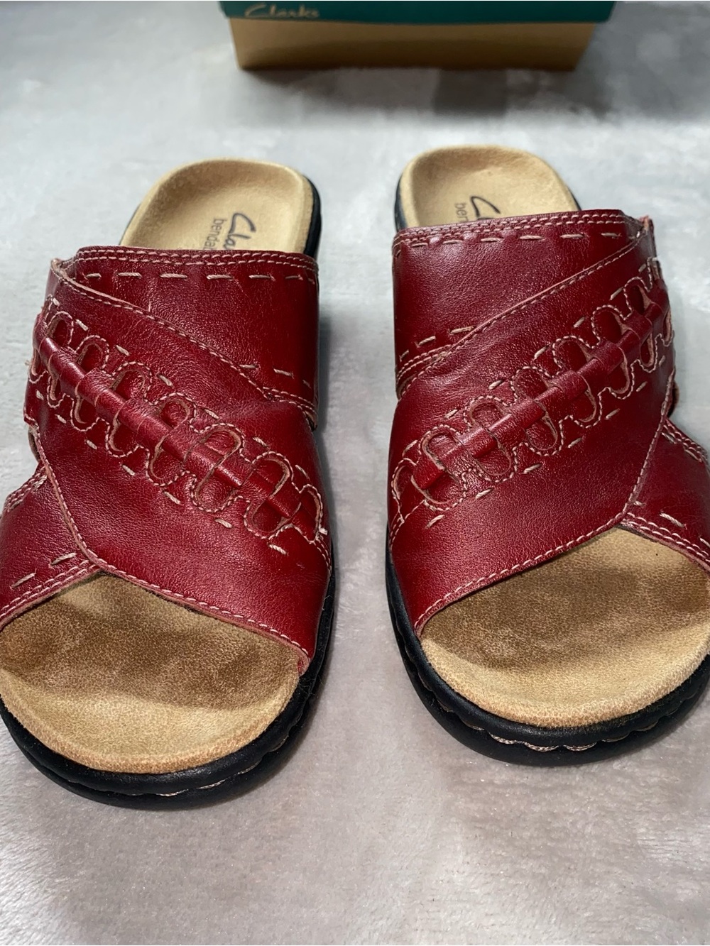 Clarks Lexi Daisy Red leather Sandal Size 7.5 - Picture 2 of 9